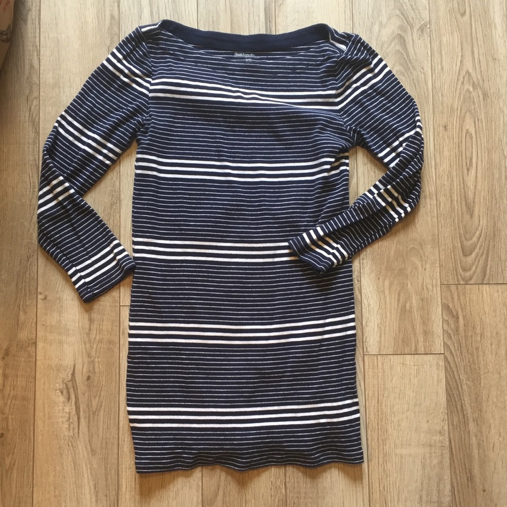 GAP Maternity Top